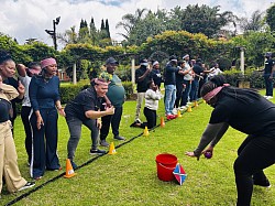 Outdoor Team Building