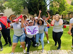 Outdoor Team Building